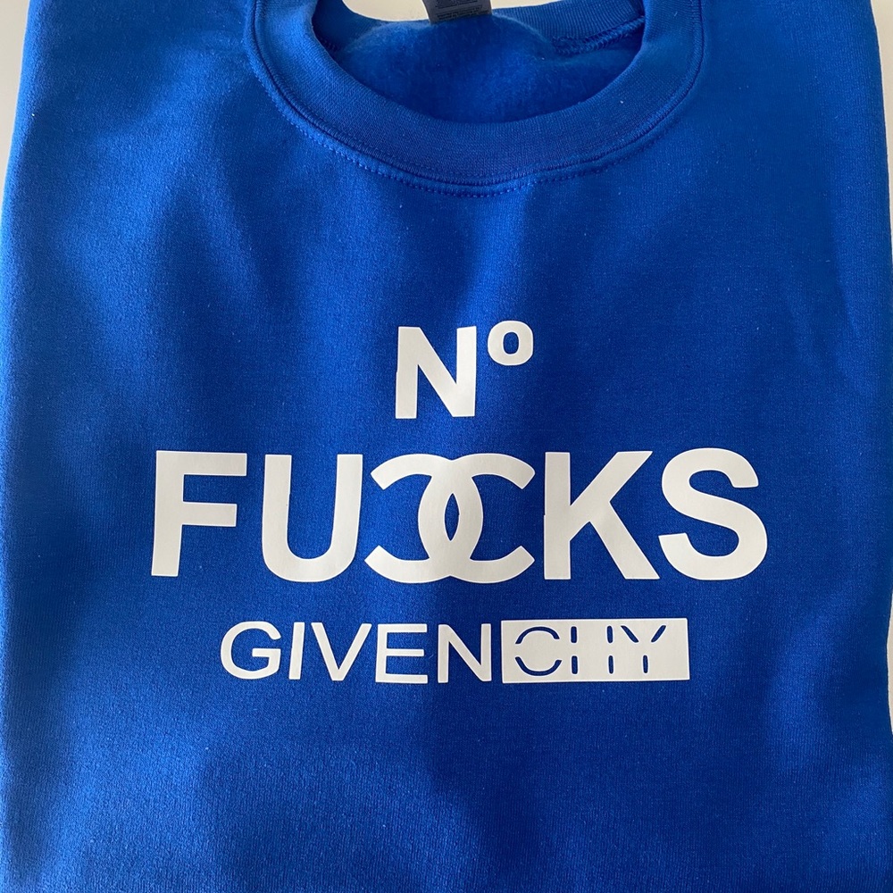 Graphic Fashion Sweatshirt